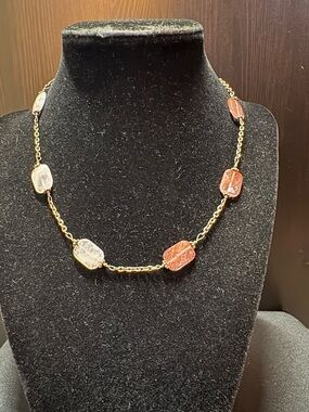 Sterling Silver Chain Necklace with Quartz Beads.